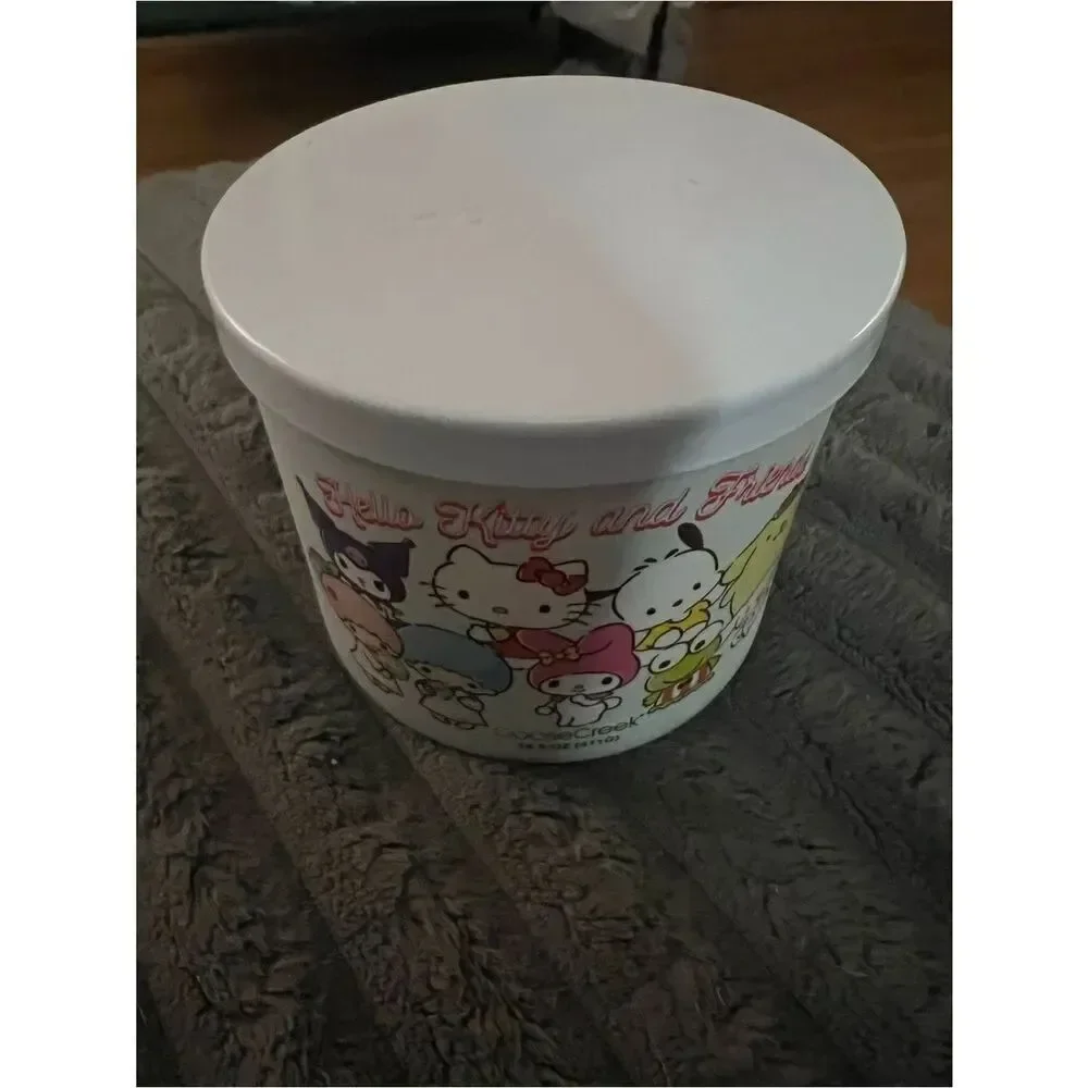 Goose Creek Hello Kitty and Friends Licensed 3 Wick Candle